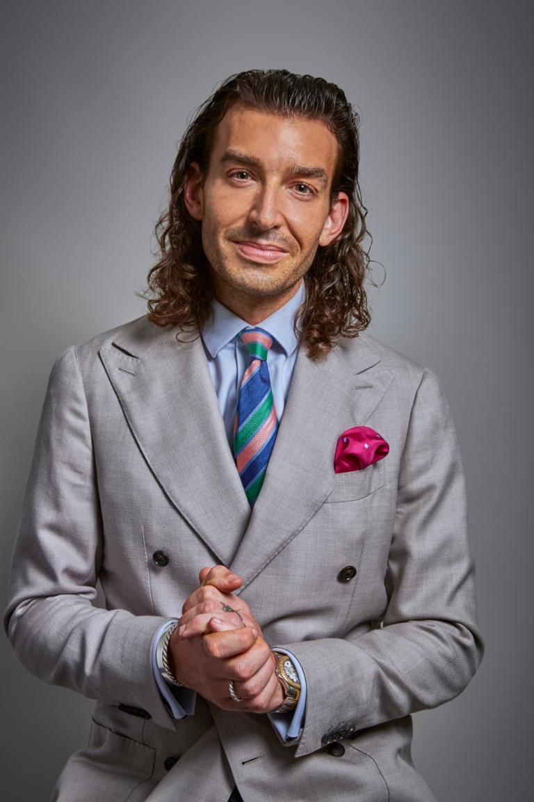 Oliver Hamilton agent image