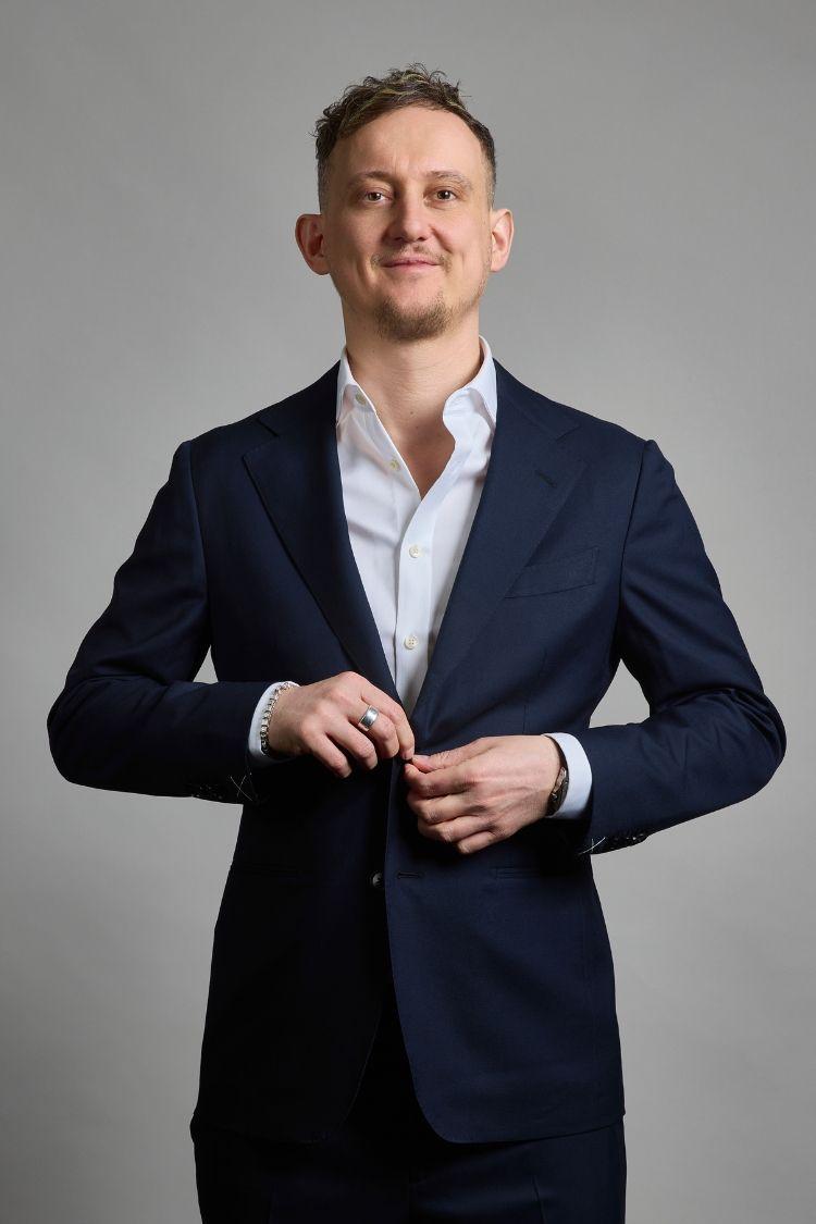 Anthony Calder agent image