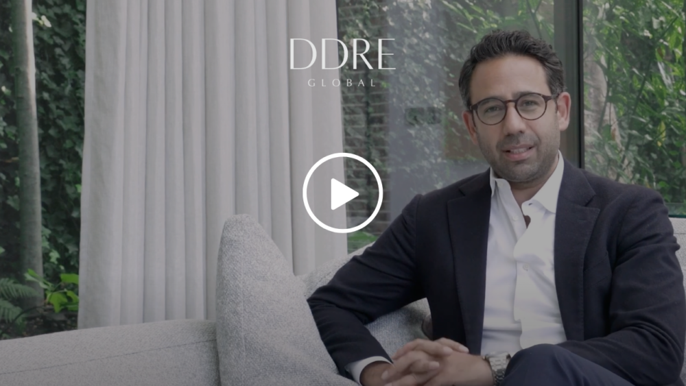 Interview / Tour image